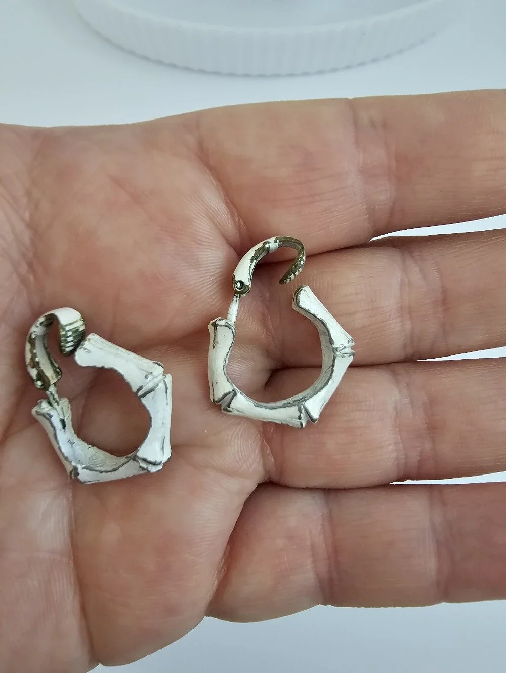 Vintage White Enamel Faux Bamboo Hoop Earrings – Omega Back Huggie Clip-Ons​